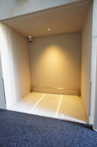 プライムメゾン入谷のその他共用部分|バイク置場