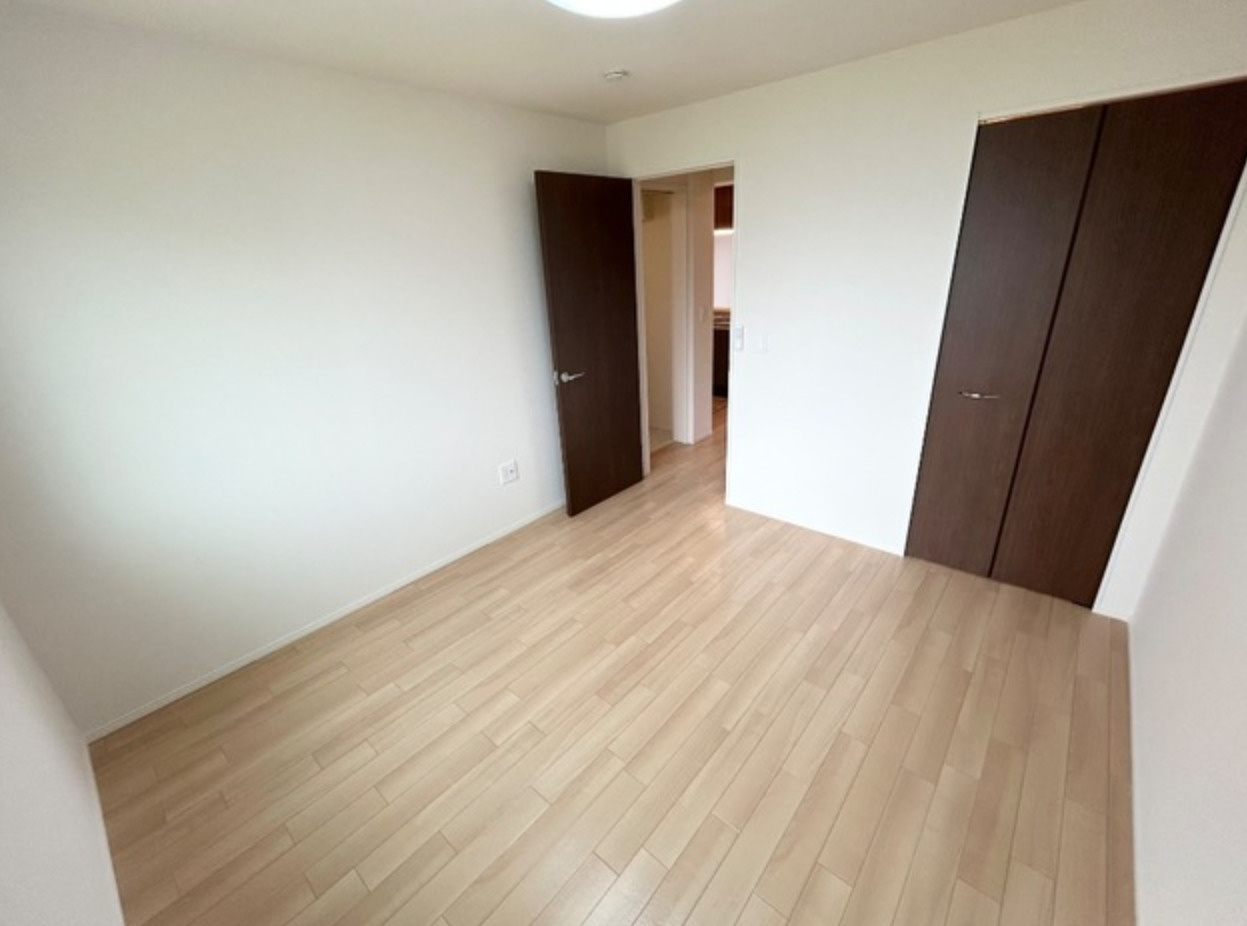 リュクスの洋室