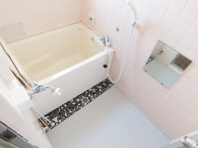 オーナーチェンジ・1棟マンション　タイヨーパレスの浴室
