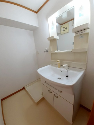 【洗面所】 | メゾンオルタンシア | ☆神戸市垂水区　メゾンオルタンシア☆