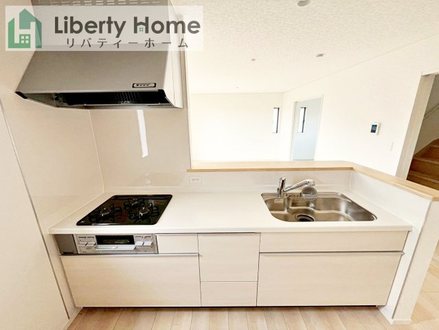 常総市新石下第10　新築戸建　2号棟のキッチン