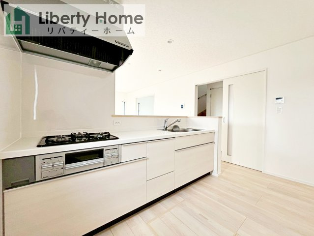 常総市新石下第10　新築戸建　2号棟のキッチン
