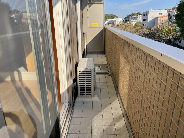 ライズ生田のバルコニー