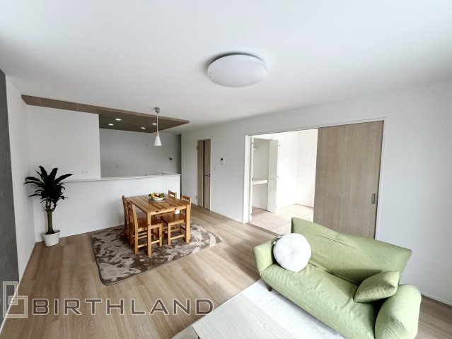 新築戸建・新築建売　福島市飯坂町8期　平野小・平野中の居間・リビング|同社施工例