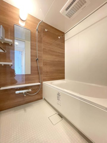 ラ・ステラ春日部の浴室