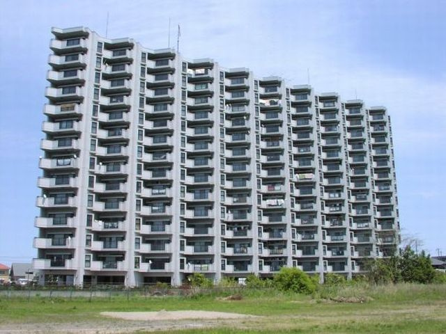 セザール琵琶湖大橋の外観