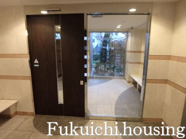 シャトレセリシエのロビー