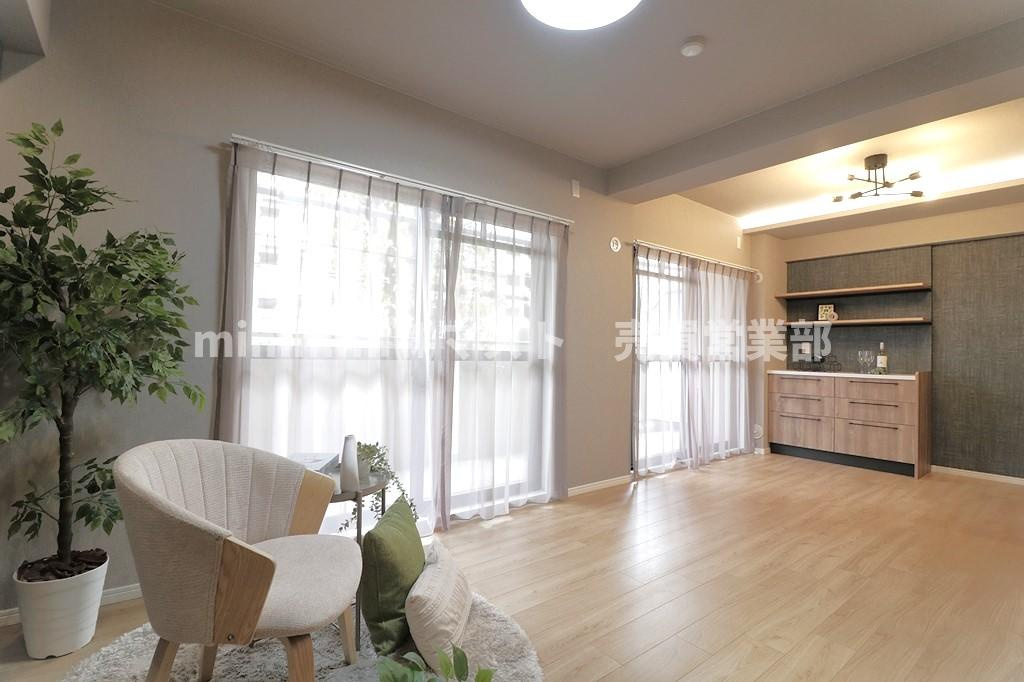 リブコート鴫野の居間・リビング