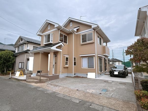 東広島市黒瀬桜が丘１丁目　中古一戸建て