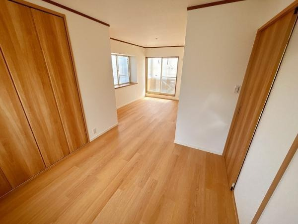 東広島市黒瀬桜が丘１丁目　中古一戸建ての洋室