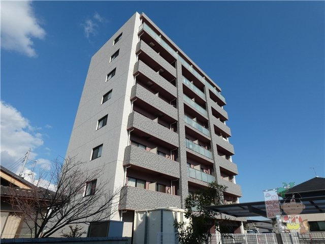 ＣＲＥＧＲＡＤ(クレグラッド)の外観