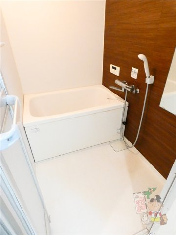 ＣＲＥＧＲＡＤ(クレグラッド)の浴室