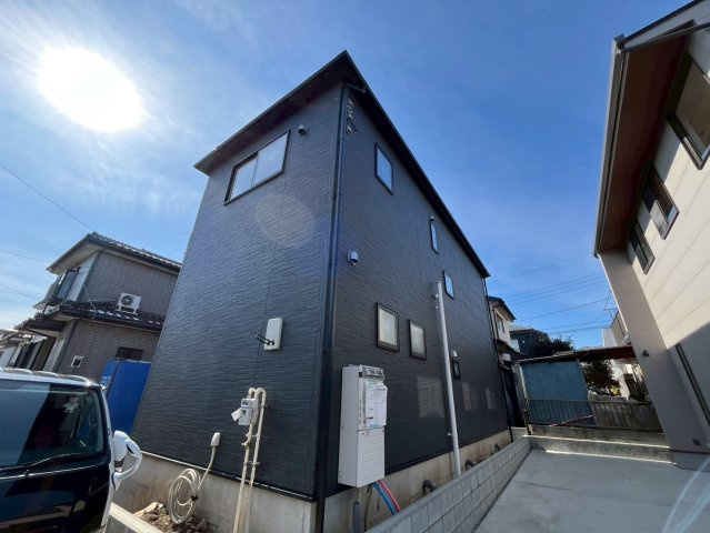 【Livele Garden】　幸手市南　全1邸の前面道路含む現地写真|カースペー並列2台駐車可能♪
2025年11月撮影