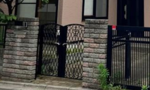 東大泉戸建のエントランス