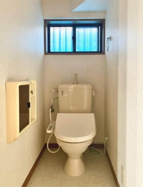 東大泉戸建のトイレ