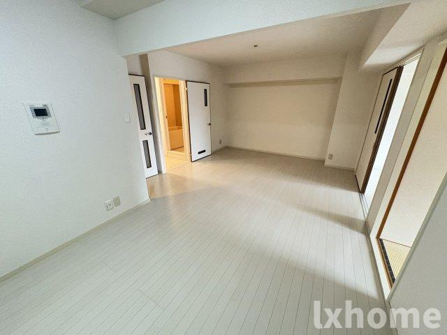 ピアドミールの居間・リビング|ゆったり過ごせるリビングです