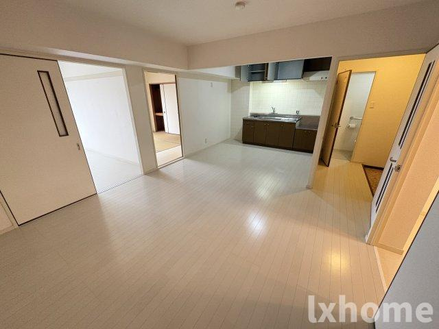 ピアドミールの居間・リビング|ゆったり過ごせる居間です