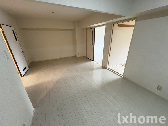 ピアドミールの居間・リビング|使いやすい居間です