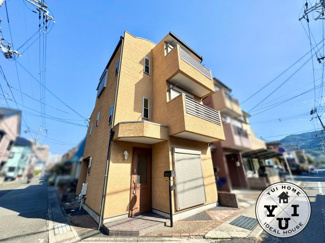 【外観】 | 伏見区醍醐御霊ケ下町　中古戸建 | 最寄り駅は地下鉄『醍醐駅』徒歩5分です。