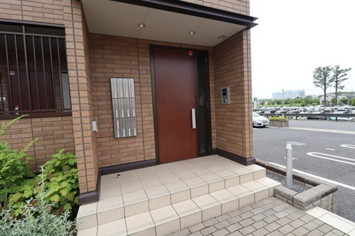 ゼピュロス学園の森 Kのエントランス|オートロックエントランス、集合ポスト