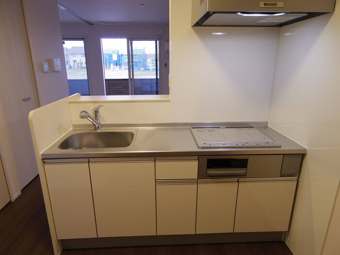 ゼピュロス学園の森 Kのキッチン|カウンターキッチン(IHｸｯｷﾝｸﾞﾋｰﾀｰ付き)