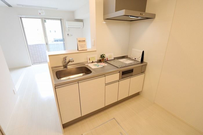 ゼピュロスみどりの C棟のキッチン|カウンターキッチン（IHクッキングヒーター付き）