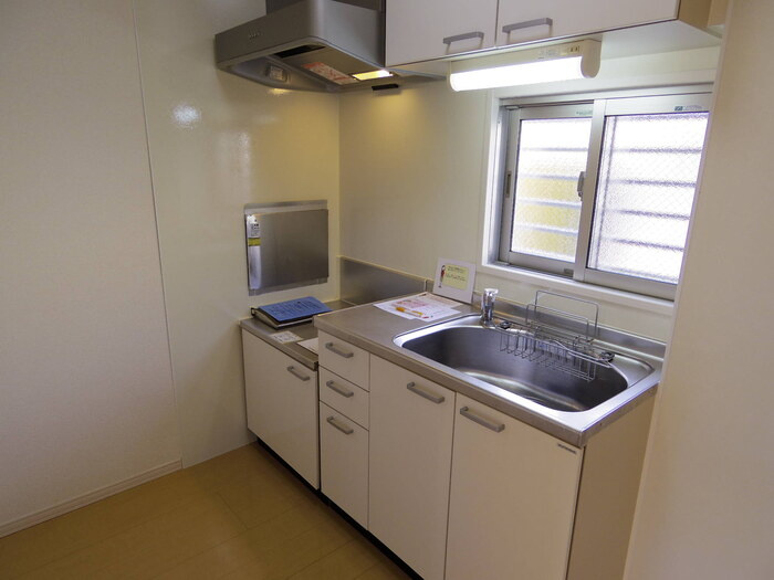 クレッセントのキッチン|キッチン