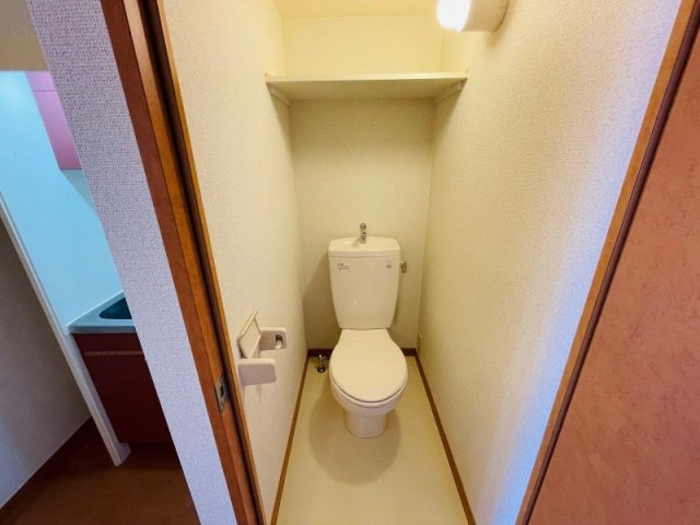 レオパレス新町のトイレ