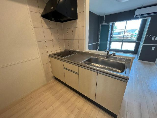 コンフォールのキッチン|キッチン