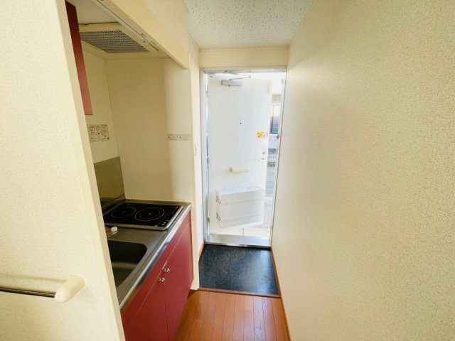 レオパレスエスポワールＵの玄関