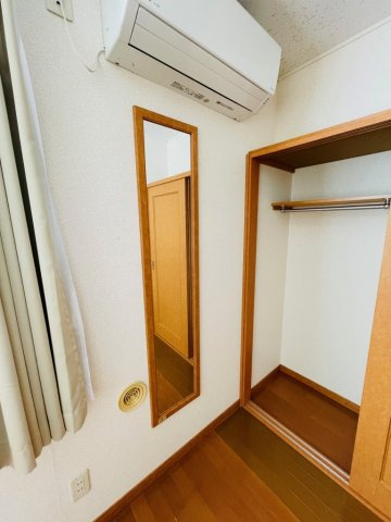 レオパレスエスポワールＵのその他|姿見