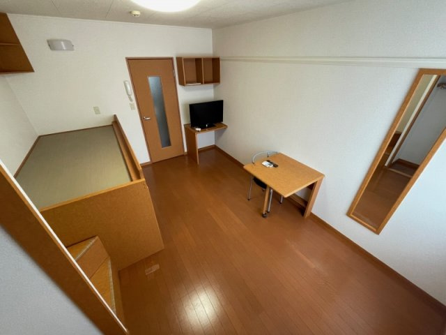 レオパレス新町の居間・リビング