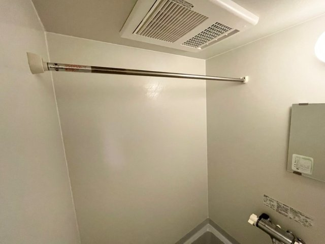 レオパレスエスポアールのその他|ランドリーパイプ