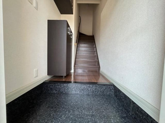 【玄関】 | ブレス・コート | 玄関