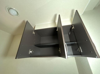 【収納】 | ブレス・コート | 下駄箱上収納