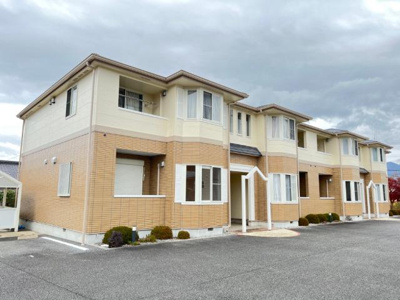 【エントランス】 | サンコート | 外観写真（昼）