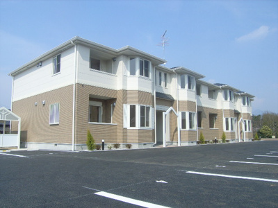 【駐車場】 | サンコート | 外観写真（昼）