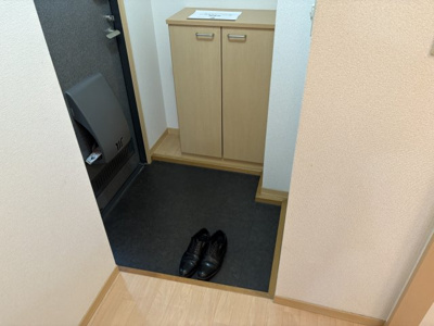 【玄関】 | シャーメゾン岸里