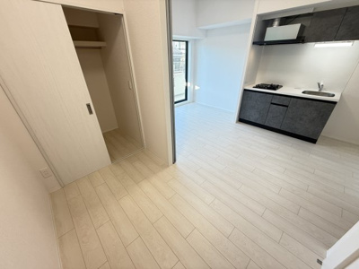 【洋室】 | Krystal Fimeth 2番館