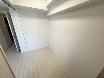 【洋室】 | Krystal Fimeth 2番館