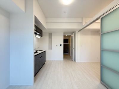 【居間・リビング】 | Krystal Fimeth 2番館