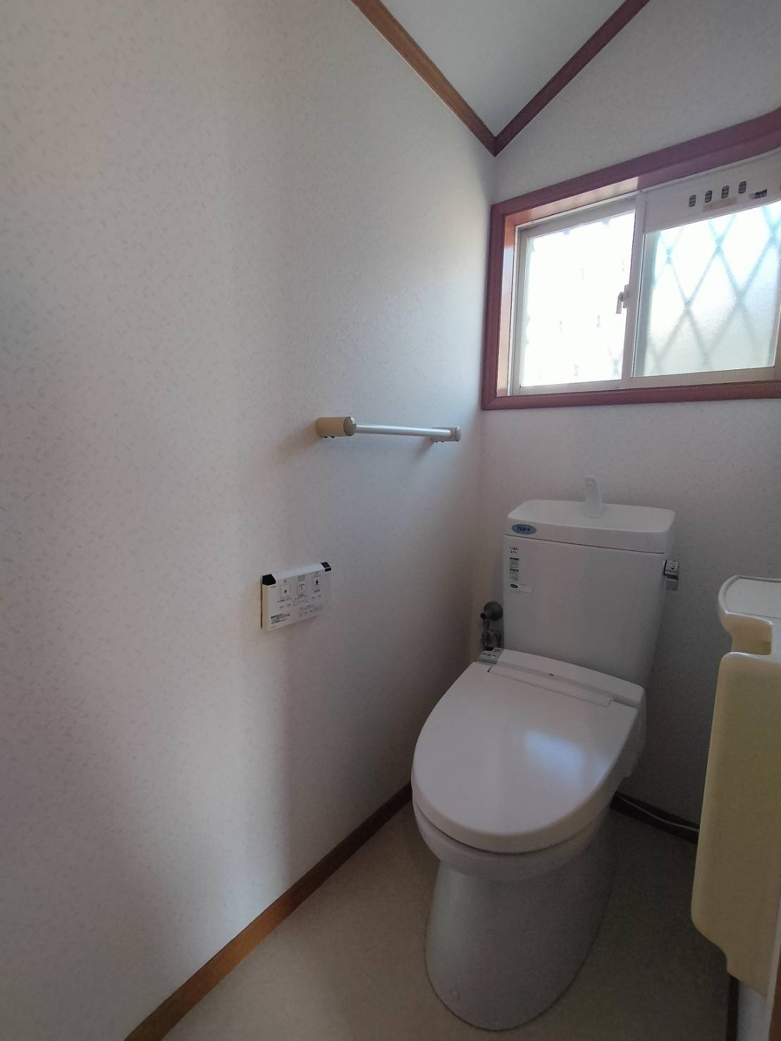 星和台2丁目貸家のトイレ