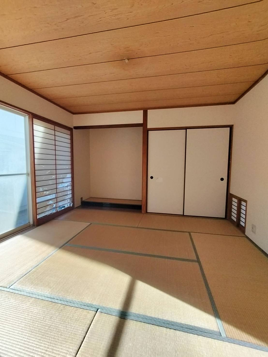 星和台2丁目貸家の和室