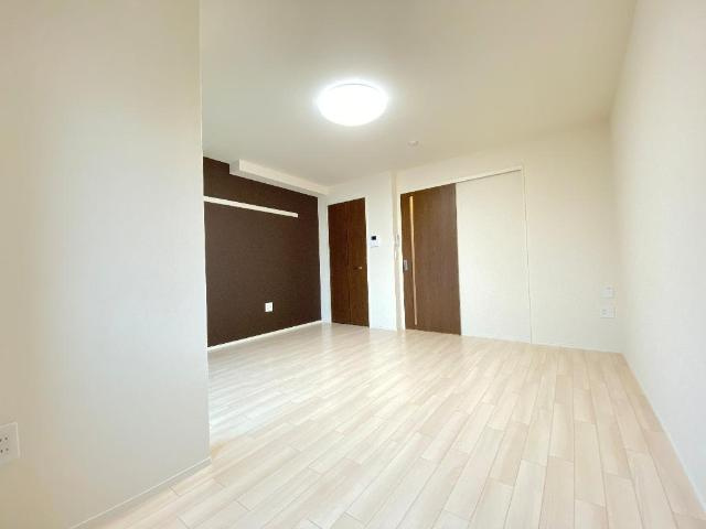 エバーレジデンスの寝室|室内