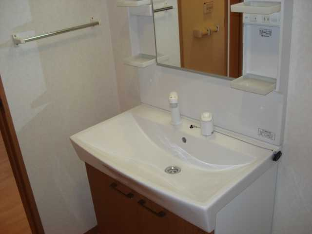 ラ・グラシーヌⅠの独立洗面台|洗髪洗面化粧台