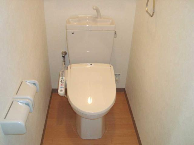 サンチェリーフィールドのトイレ|シャワー付トイレ