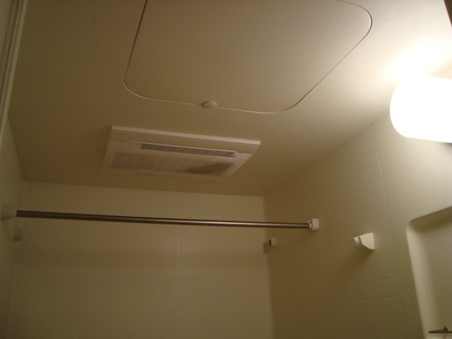 サンチェリーフィールドの浴室|浴室乾燥機