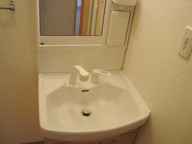 サンチェリーフィールドの独立洗面台|洗髪洗面化粧台