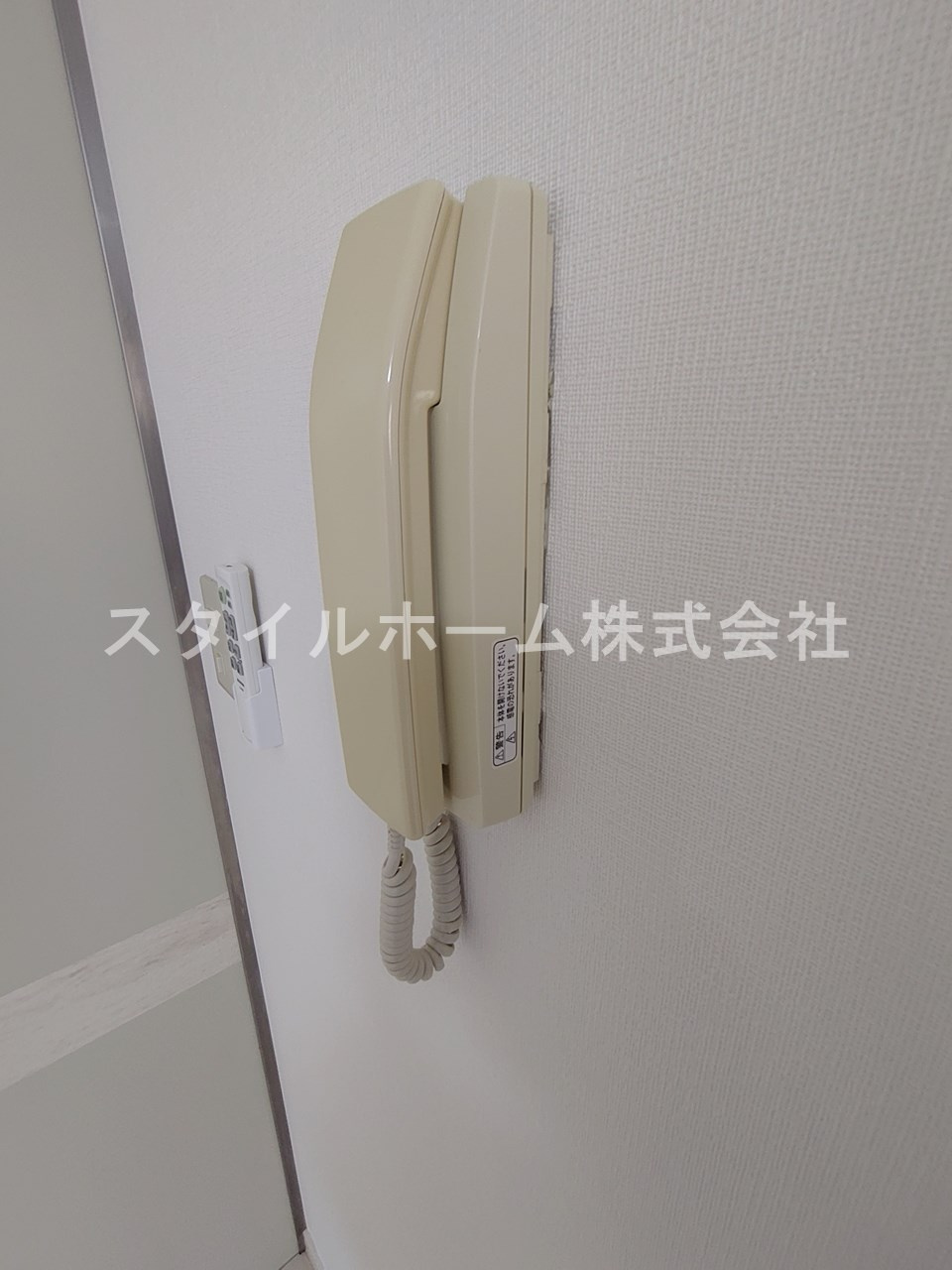 ミューズイン平尾のセキュリティ|同建物内別部屋の写真です。