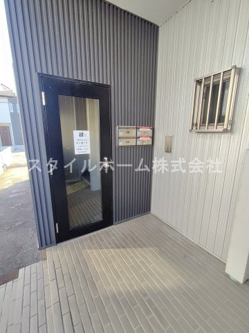 ミューズイン平尾のエントランス